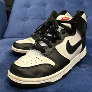Nike High Top Black and White (Panda) Dunks - Size 7.5